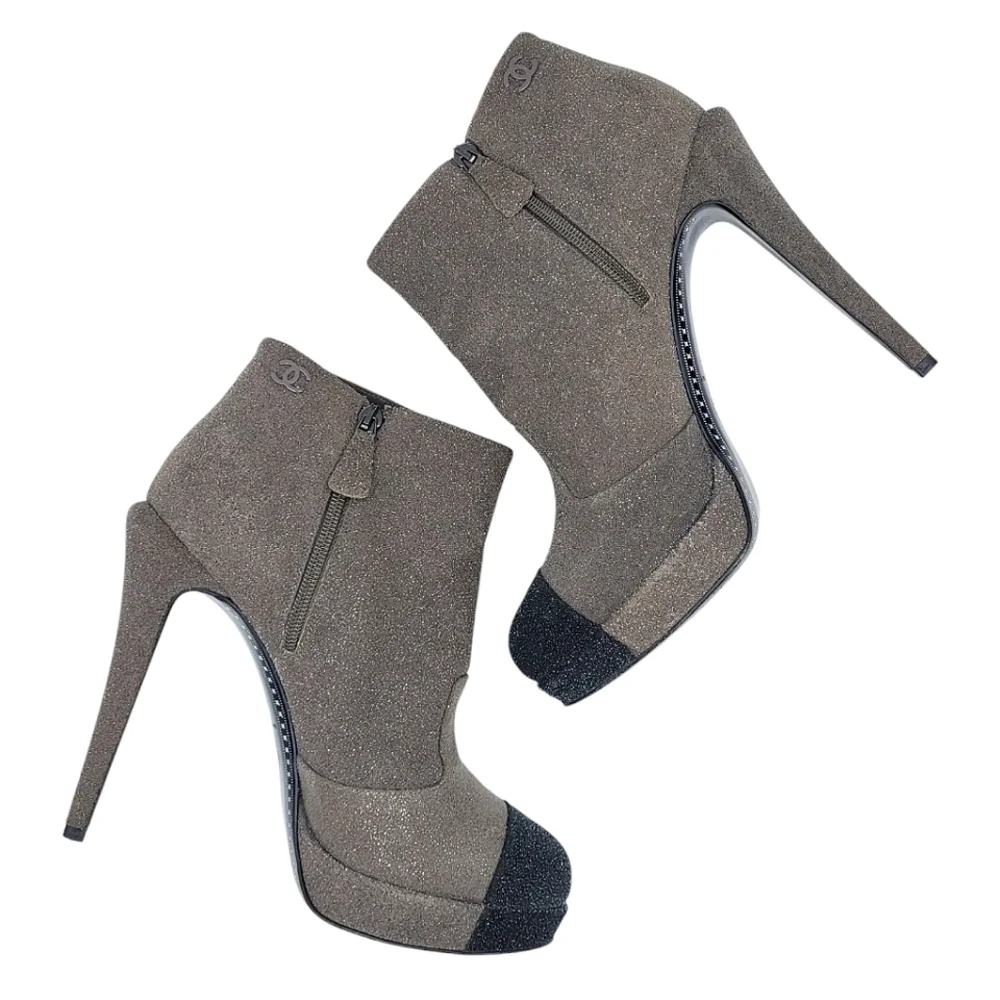 CHANEL CC Logo Cap Toe Suede Platform Ankle Boots Two Tone Booties Gray 40 - Picture 9 of 15